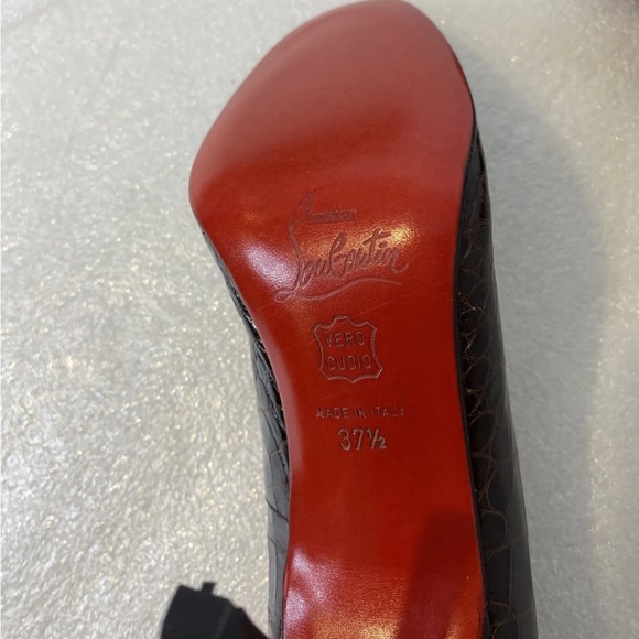 Christian Louboutin vintage Bianca Crocodile Heels 37 1/2 - Picture 7 of 9